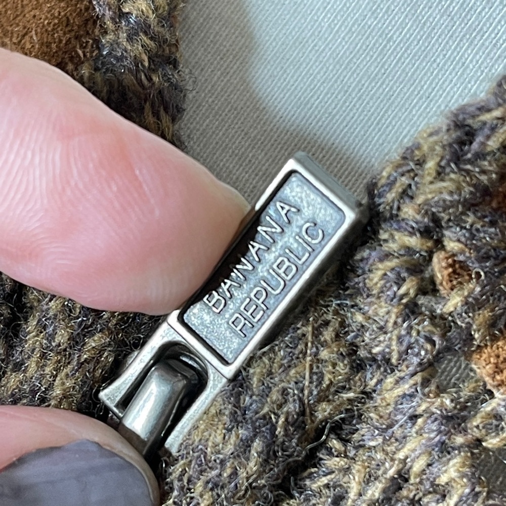 Banana Republic 100% Lambswool and Suede Pocket Cardigan S - Picture 8 of 10